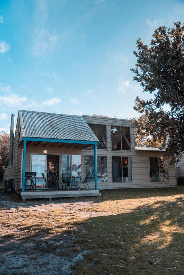 Вилла Waterfront Retreat At Wattle Point Forge Creek Экстерьер фото