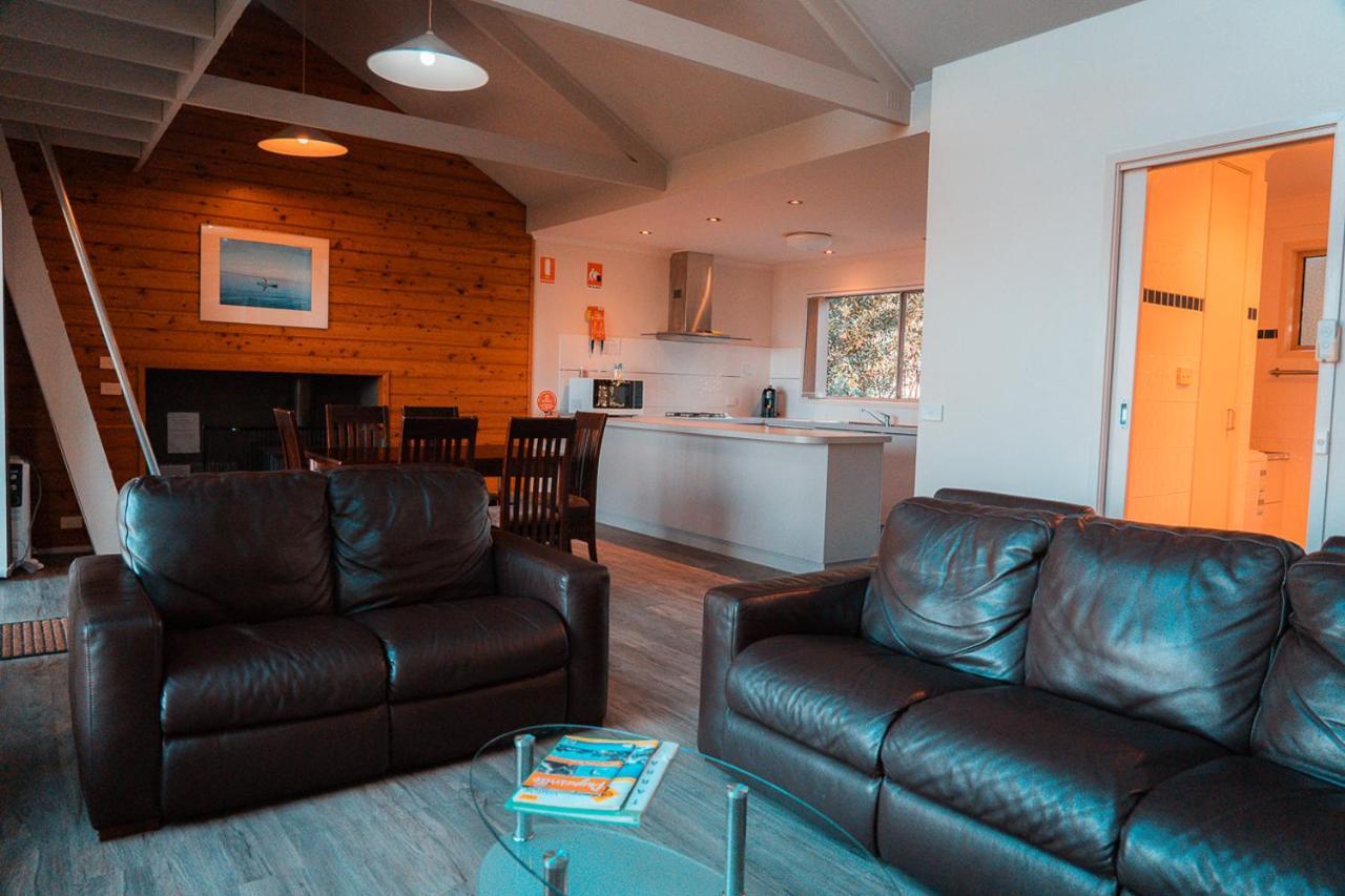 Вилла Waterfront Retreat At Wattle Point Forge Creek Экстерьер фото