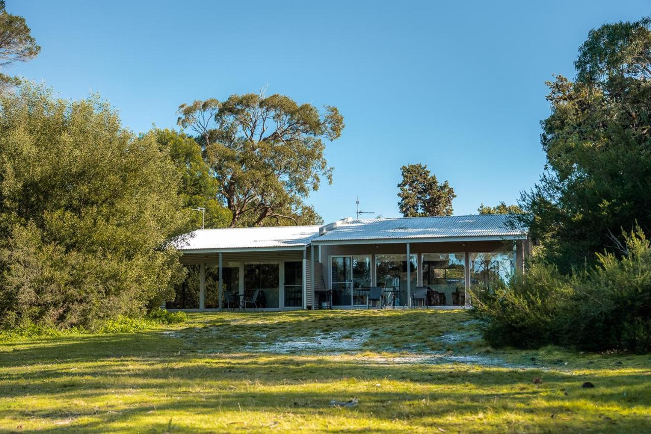 Вилла Waterfront Retreat At Wattle Point Forge Creek Экстерьер фото