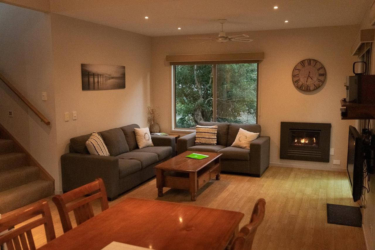 Вилла Waterfront Retreat At Wattle Point Forge Creek Экстерьер фото